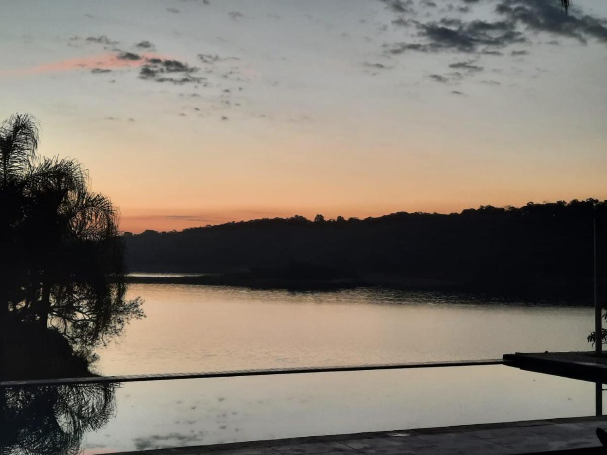 Chacara Em Condominio A Beira Da Represa Para Locacao Familiar Ibiúna Exterior foto